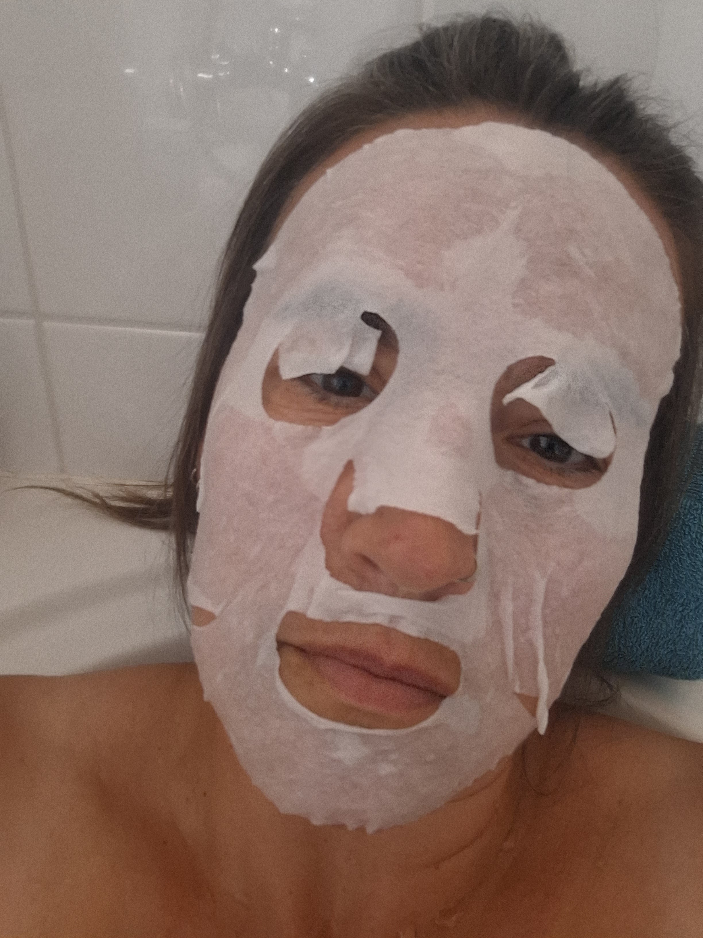 Alka masker, gezichtsmasker, gezichtsmassage, ontspanningsmassage, asmr, kriebelmassage, kriebelmassage goirle, massage goirle, reikimassage, reiki goirle, reiki